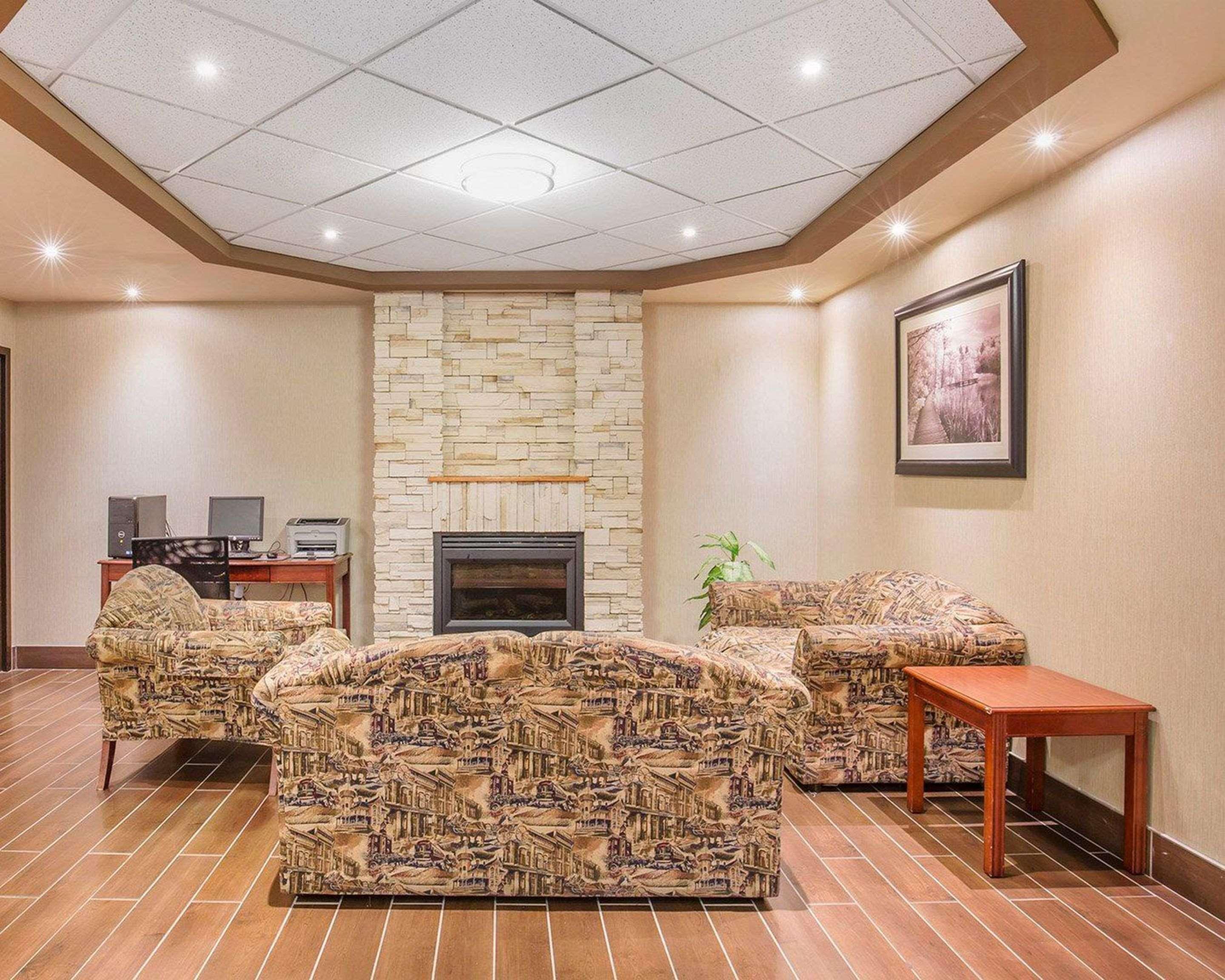 Comfort Inn & Suites University Κάλγκαρι Εξωτερικό φωτογραφία