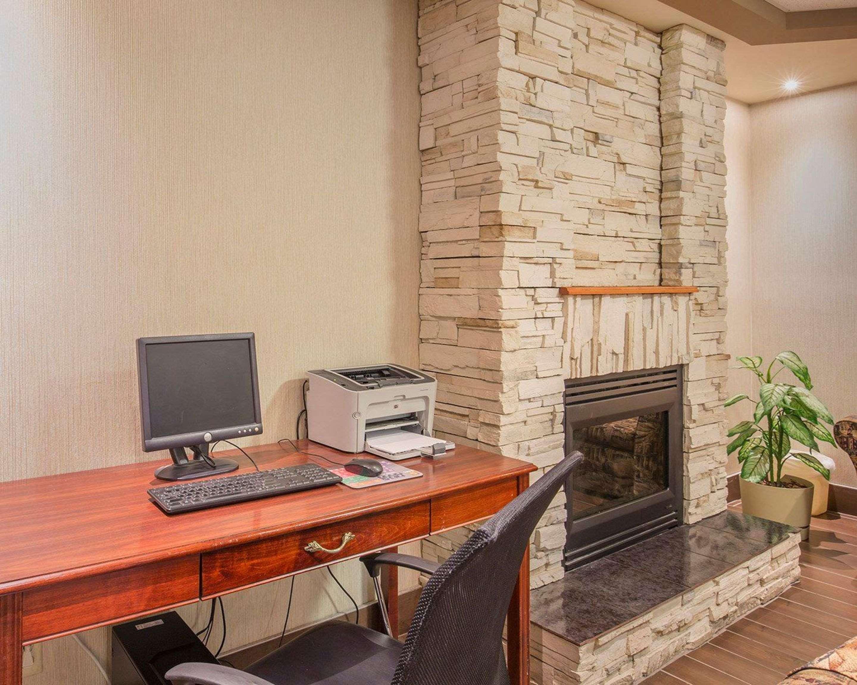 Comfort Inn & Suites University Κάλγκαρι Εξωτερικό φωτογραφία